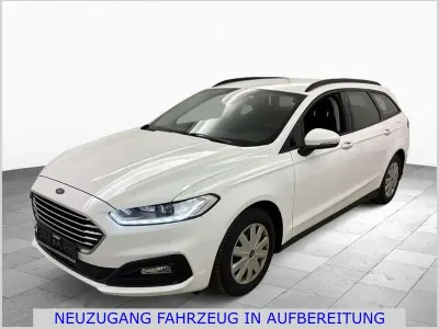 Używany Ford Mondeo 150 KM (110 kW) 2022 Biały Kombi