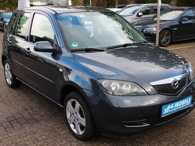 Grau Gebraucht 2006 Mazda 2 Active Van / Kleinbus | 2.499 € (Fairer Preis)