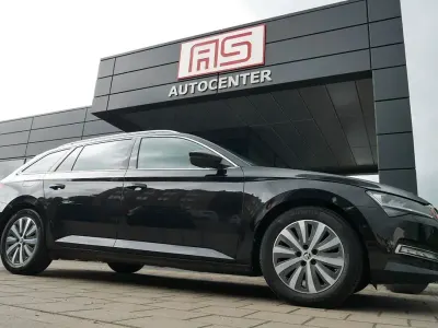 Gebraucht Skoda Superb Style 150 PS (110 kW) 2023 Schwarz Kombi