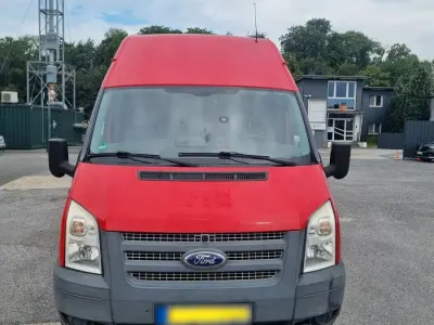 Gebraucht Ford Transit 101 PS (74 kW) 2013 Rot Van / Kleinbus