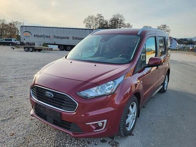 Gebraucht Ford Tourneo Connect Titanium 120 PS (88 kW) 2020 Rot Van / Kleinbus