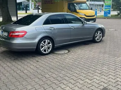 Usado Mercedes E220