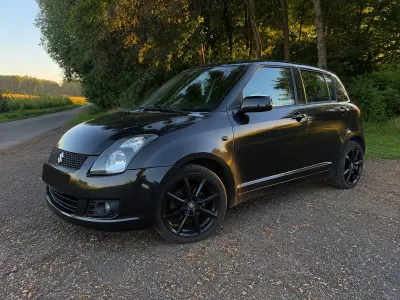 Gebraucht Suzuki Swift Comfort 92 PS (67 kW) 2010 Schwarz Kleinwagen