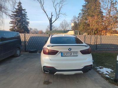 Schwarz Gebraucht 2015 BMW X6 Sport Line SUV | 26.000 € (Guter Preis)