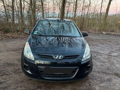 Gebraucht Hyundai i20 Classic 86 PS (63 kW) 2012 Schwarz Kleinwagen