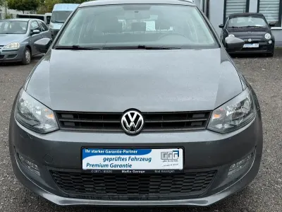 Gebraucht VW Polo 69 PS (50 kW) 2013 Grau Kleinwagen