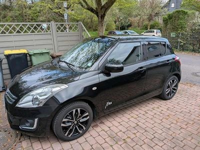 Usado Suzuki Swift X-TRA 94 HP (69 kW) 2015 Preto Citadino