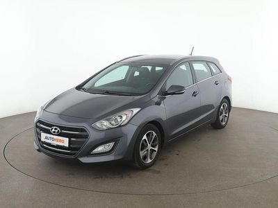 Grau Gebraucht 2017 Hyundai i30 Trend Kombi | 14.550 € (Fairer Preis)
