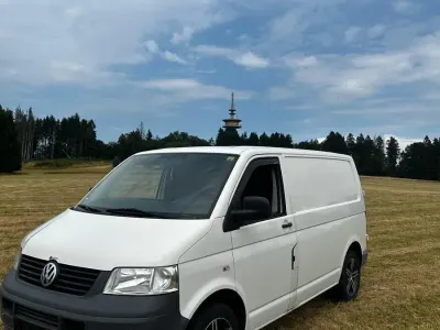 Gebraucht VW T5 102 PS (75 kW) 2009 Weiß Van