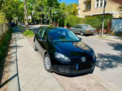 Gebraucht VW Golf VI Trendline 80 PS (58 kW) 2010 Schwarz Kleinwagen