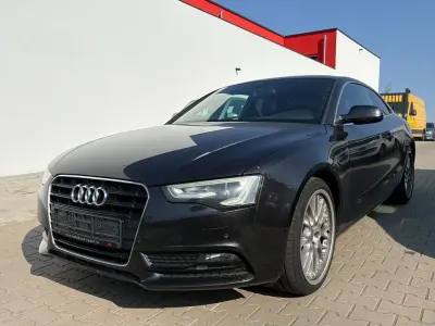 Gebraucht Audi A5 Sport 170 PS (125 kW) 2012 Grau Coupé