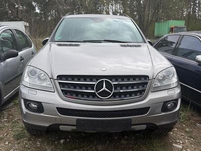 Second-hand Mercedes ML420 306 CP (225 kW) 2007 SUV