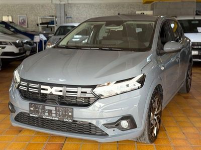 Gebraucht Dacia Sandero Expression 91 PS (66 kW) 2024 Grau Limousine