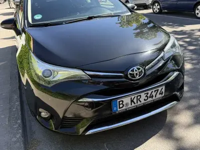 Gebraucht Toyota Avensis Edition-S 147 PS (108 kW) 2017 Kombi