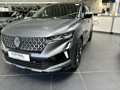 Używany Renault Symbioz Techno 158 KM (116 kW) 2025 Biały SUV