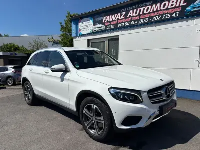 Używany Mercedes GLC250 211 KM (155 kW) 2016 Biały SUV