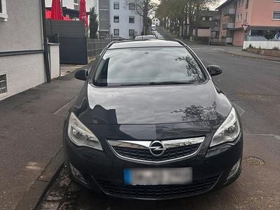 Usata Opel Astra Sport 140 CV (102 kW) 2012 Nero Station wagon