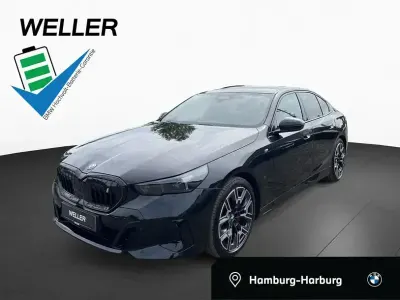 Gebraucht BMW i5 M Sport 289 kW (394 PS) 2025 Black sapphire (schwarz) Limousine