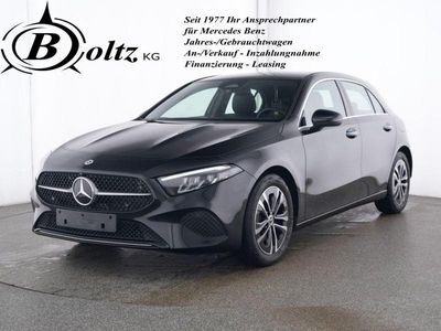 Gebraucht Mercedes A180 136 PS (100 kW) 2025 Kosmosschwarz (metallic) Limousine
