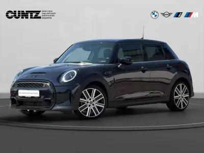 Gebraucht Mini Cooper S 178 PS (130 kW) 2022 Schwarz Kleinwagen