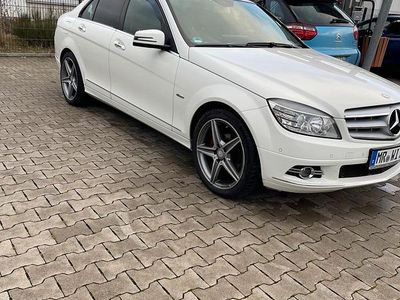 Weiß Gebraucht 2011 Mercedes C220 Limousine | 9.200 € (Fairer Preis)