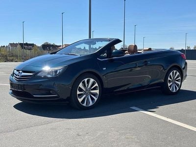 Usata Opel Cascada Innovation 200 CV (147 kW) 2014 Verde Cabrio