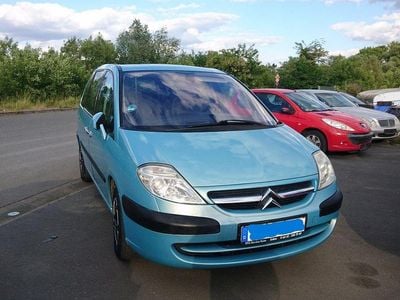 Citroën C8