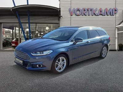 Gebraucht Ford Mondeo Titanium 165 PS (121 kW) 2018 Chromablau (metallic) Kombi