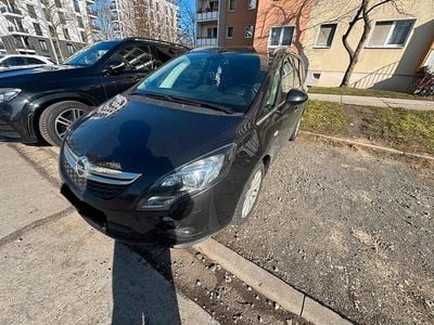 Gebraucht Opel Zafira 165 PS (121 kW) 2012 Braun Van / Kleinbus