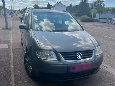 Gebraucht VW Touran 140 PS (102 kW) 2005 Grau Van / Kleinbus