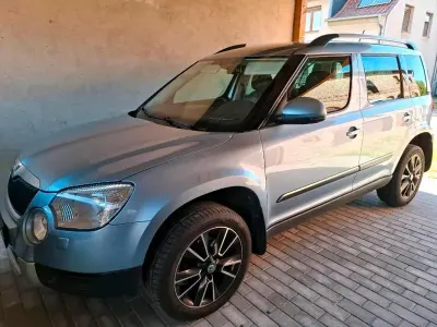 Gebraucht Skoda Yeti Adventure 100 PS (73 kW) 2013 Blau SUV
