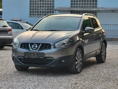 Gebraucht Nissan Qashqai Tekna 150 PS (110 kW) 2012 Grau SUV