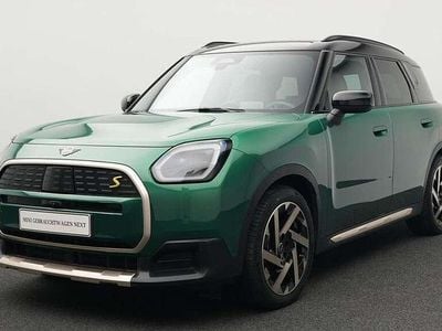 Grün Gebraucht 2024 Mini Countryman Favoured SUV | 40.942 € (Guter Preis)