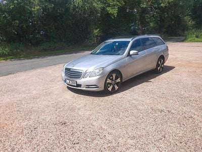 Mercedes E220