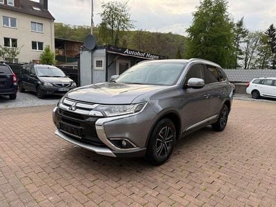 Usata Mitsubishi Outlander Edition 150 CV (110 kW) 2018 Grigio SUV