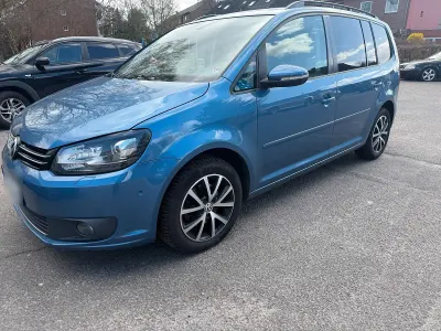 Gebraucht VW Touran 105 PS (77 kW) 2013 Blau Van / Kleinbus