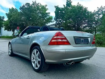 Gebraucht Mercedes SLK200 Edition 163 PS (119 kW) 2002 Silber Cabrio