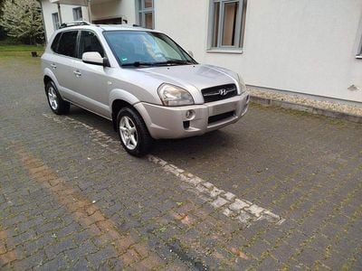 Usado Hyundai Tucson GLS 141 HP (103 kW) 2006 Prateado SUV