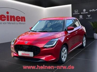 Rot Gebraucht 2025 Suzuki Swift Comfort Kleinwagen | 14.959 € (Guter Preis)