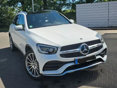 Gebraucht Mercedes GLC220 AMG 194 PS (142 kW) 2019 Weiß SUV