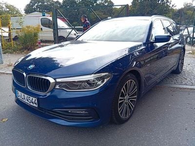 BMW 525