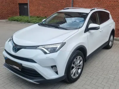 Gebraucht Toyota RAV4 Hybrid 155 PS (114 kW) 2018 Weiß SUV