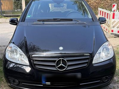 Gebraucht Mercedes A160 95 PS (69 kW) 2010 Schwarz Limousine