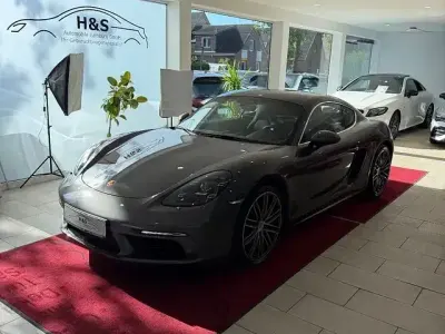 Gebraucht Porsche 718 Cayman 299 PS (219 kW) 2019 Achatgrau Coupé