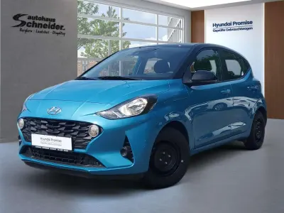 Gebraucht Hyundai i10 Comfort 84 PS (61 kW) 2023 Aqua turquoise Kleinwagen