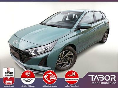Neu Hyundai i20 Select 101 PS (74 kW) 2025 Mangrove green mineraleffekt Kleinwagen