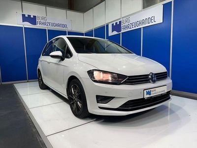 Weiß Gebraucht 2016 VW Golf VII Allstar Limousine | 11.490 € (Fairer Preis)