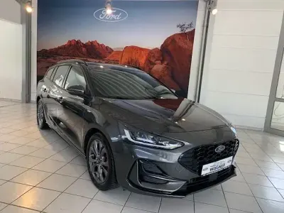 Używany Ford Focus ST-Line X 125 KM (91 kW) 2025 Szary Kombi