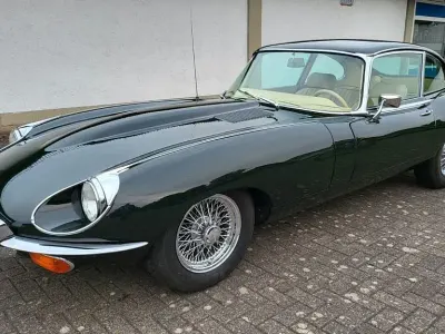 Begagnad Jaguar E-Type 269 HK (197 kW) 1969 Grön