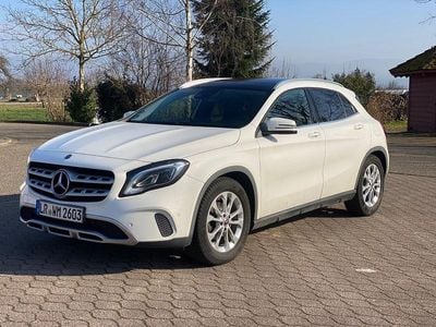 Mercedes GLA180